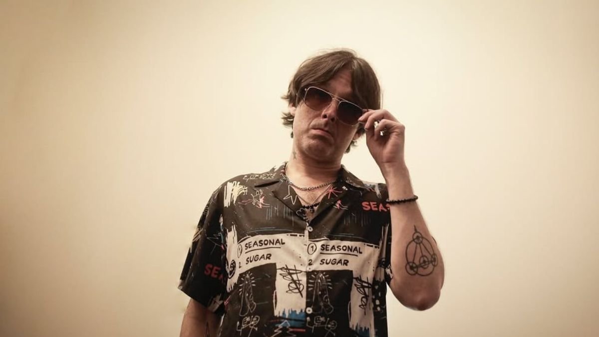 Joe Carvajal, vocalista de Los de Adentro