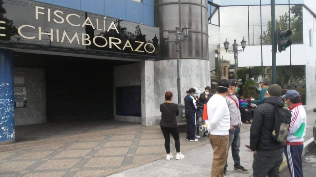 Imagen referencial/aspirantes a la universidad fueron procesados por uso de documentos falsos.