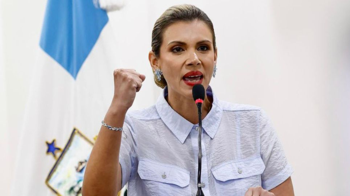 La alcaldesa de Manta confirmó que la Policía Nacional asumirá oficialmente el control del tránsito en el cantón