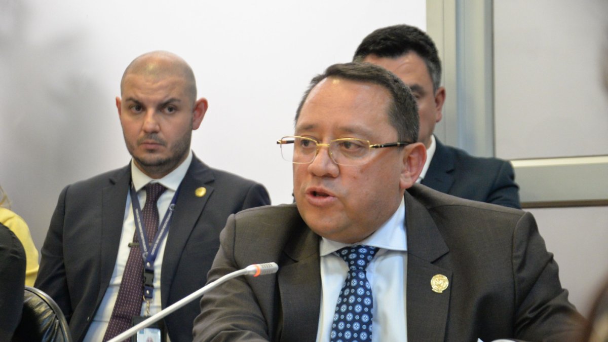 El contralor Mauricio Torres compareció en la Comisión de Fiscalización de la Asamblea el 7 de julio de 2025.
