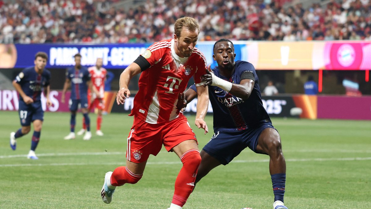 Willian Pacho durante el partido de cuartos de final ante Bayern Múnich.