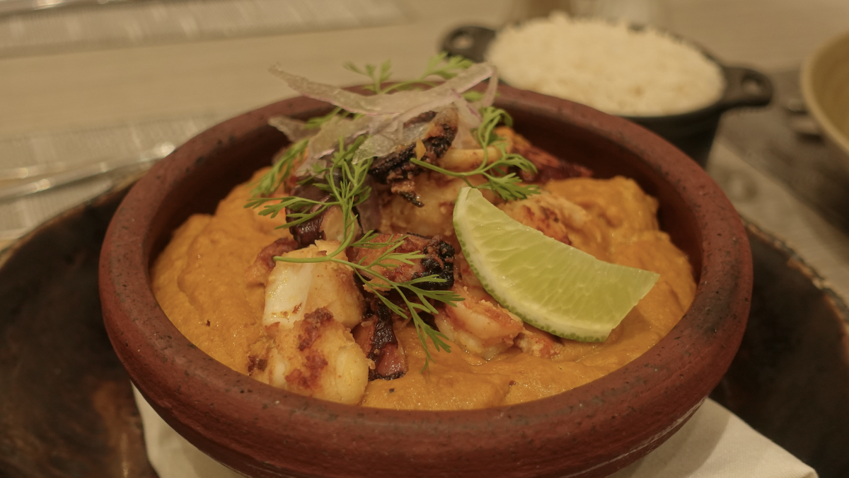 Durante julio, varios restaurantes y hoteles de Guayaquil presentan menús especiales que celebran la identidad culinaria porteña como parte de las Fiestas Julianas.