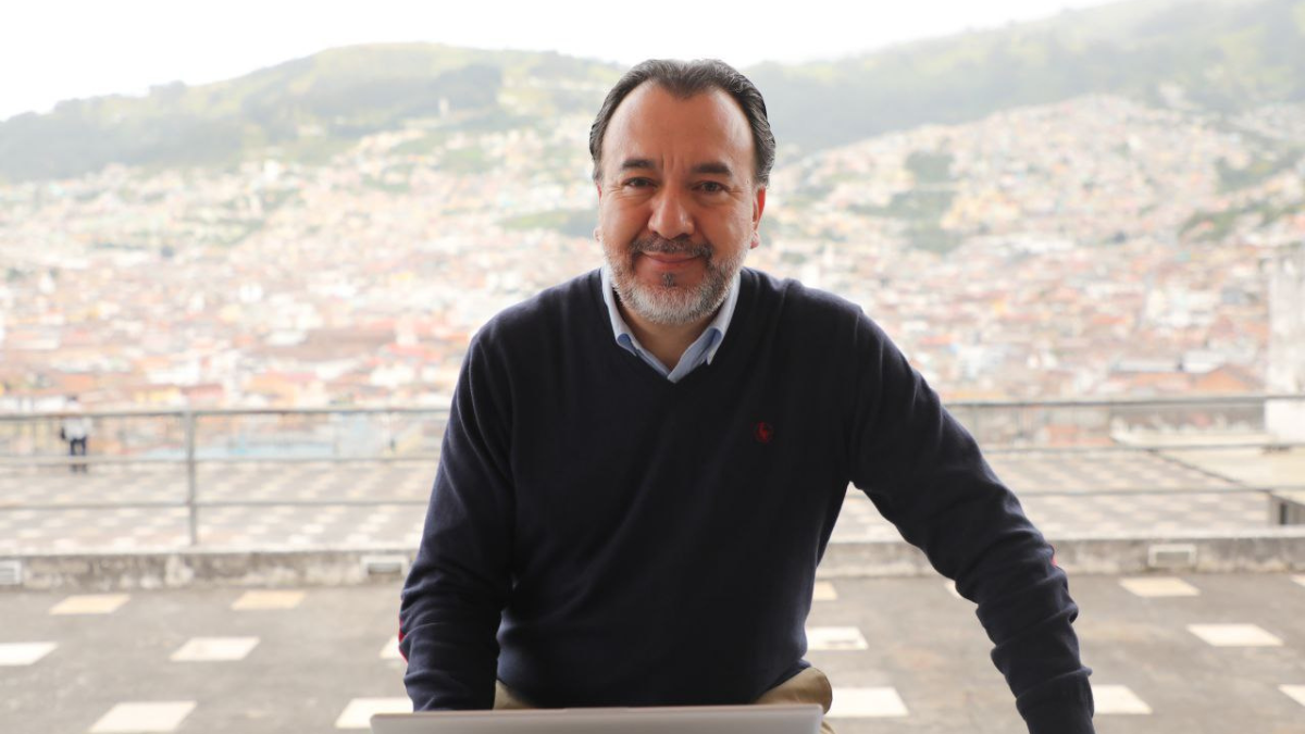 El alcalde Pabel Muñoz ha visitado siete países entre 2025 y 2025, en delegaciones oficiales.