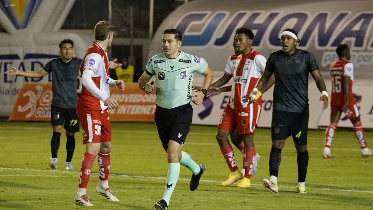 En Técnico Universitario consideran que las decisiones del árbitro los perjudicaron en la derrota 2-1 ante Orense, en la fecha 19 de LigaPro 2025.