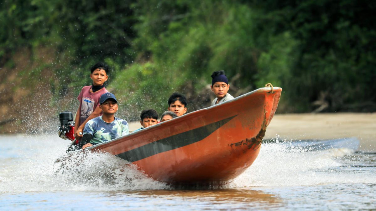 Persisten todavía más de 1.400 kilos de explosivos enterrados en la comunidad indígena de Sarayaku