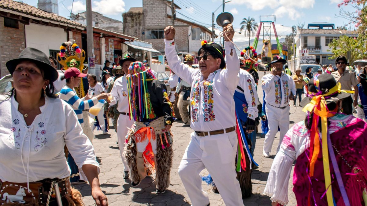 En la Toma de la plaza de Puembo participarán danzantes de cuatro barrios.