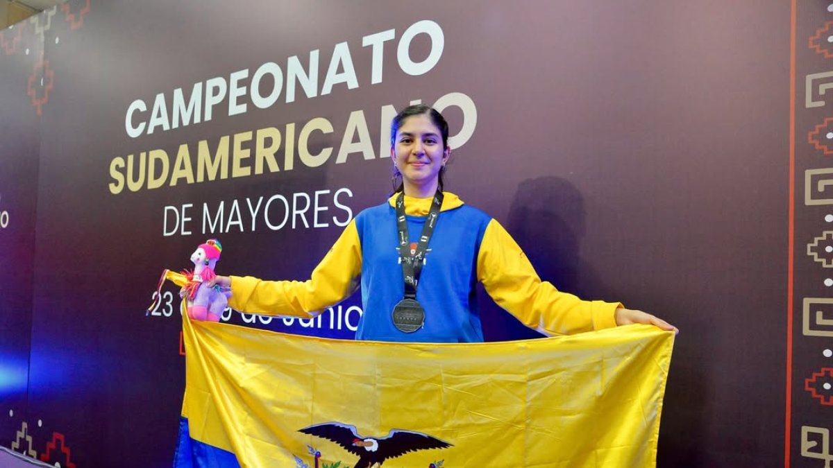 Con 24 años, Nathaly es la raqueta # 1 de Ecuador y ahora plata Sudamericana.
