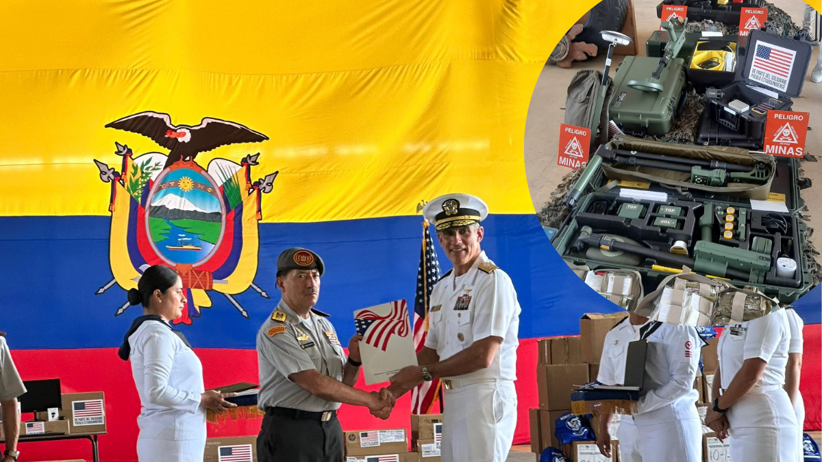 La entrega oficial se realizó en la Estación Aeronaval de Manta con presencia de autoridades militares y diplomáticas.