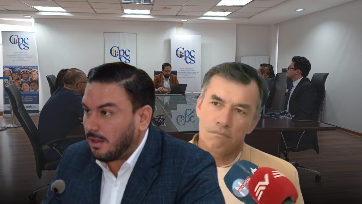 La veeduría ciudadana, coordinada por Hugo Arteaga (d), está a la espera de una respuesta del presidente del CPCCS, Andrés Fantoni.