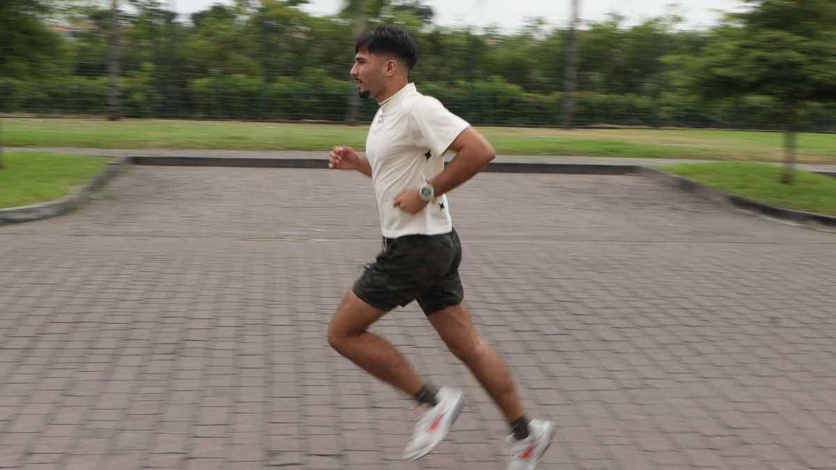 ¿Cansado del running tradicional? Descubre Es Mental Running, el club que mezcla deporte, diversión y superación personal.