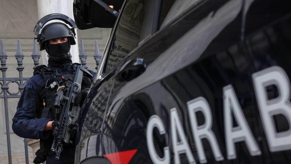 Un carabinero italiano del 'Equipo de Primera Intervención' (API).