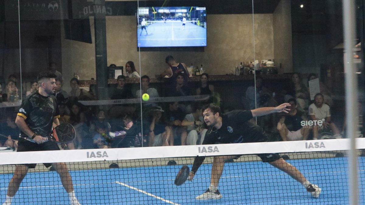 La pareja ecuatoriana integrada por Ricardo Ledesma y Jossue Weisson se quedó con el título de campeón del torneo Be Padel en la categoría Segunda.