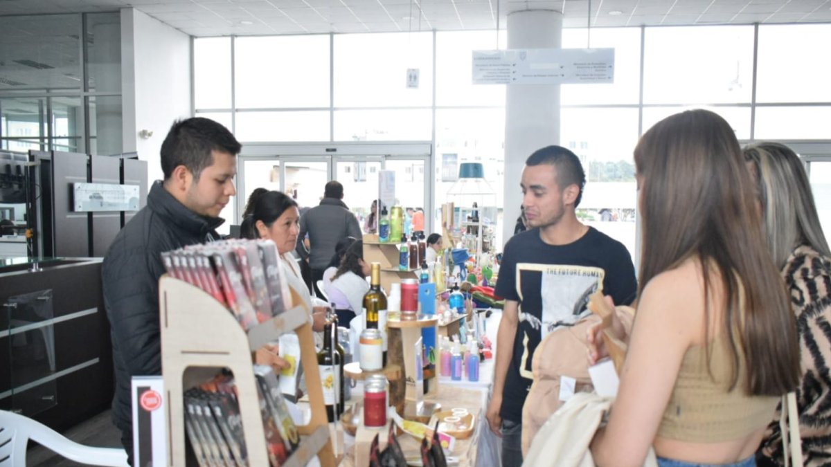 ConQuito impulsa la economía a través de diferentes actividades como las ferias de empleo y ferias de productos