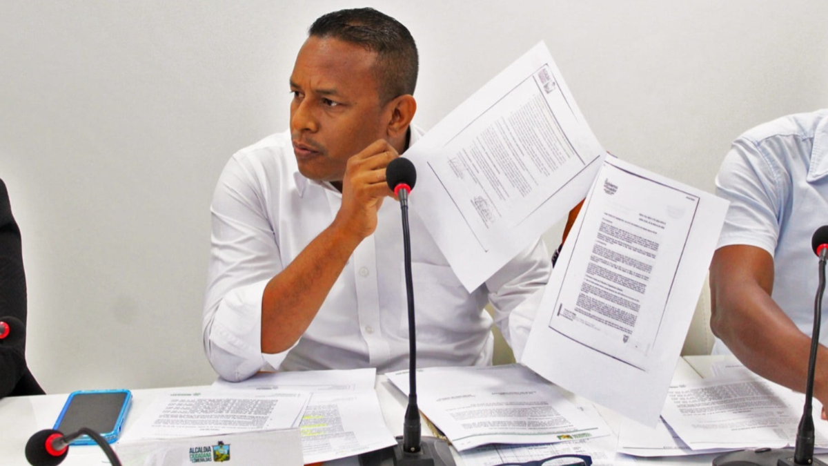 Concejales de Esmeraldas piden cancelar las fiestas e invertir el dinero en obras