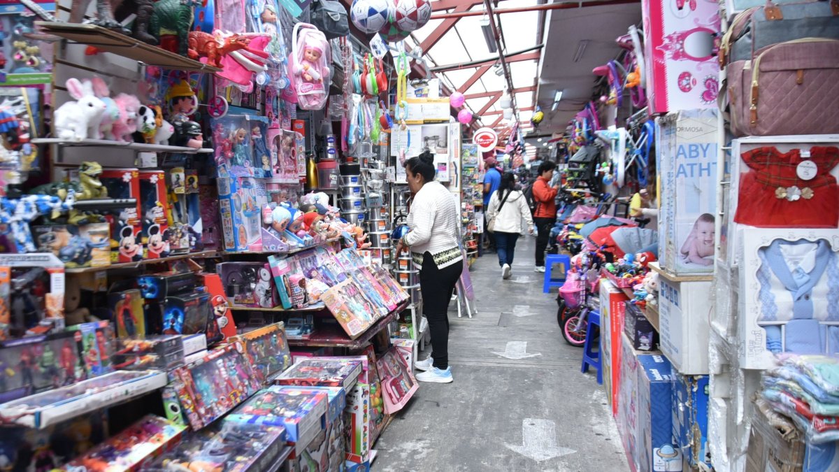 Hay comerciantes que dicen que no sienten en su negocio que ha subido sus ventas.