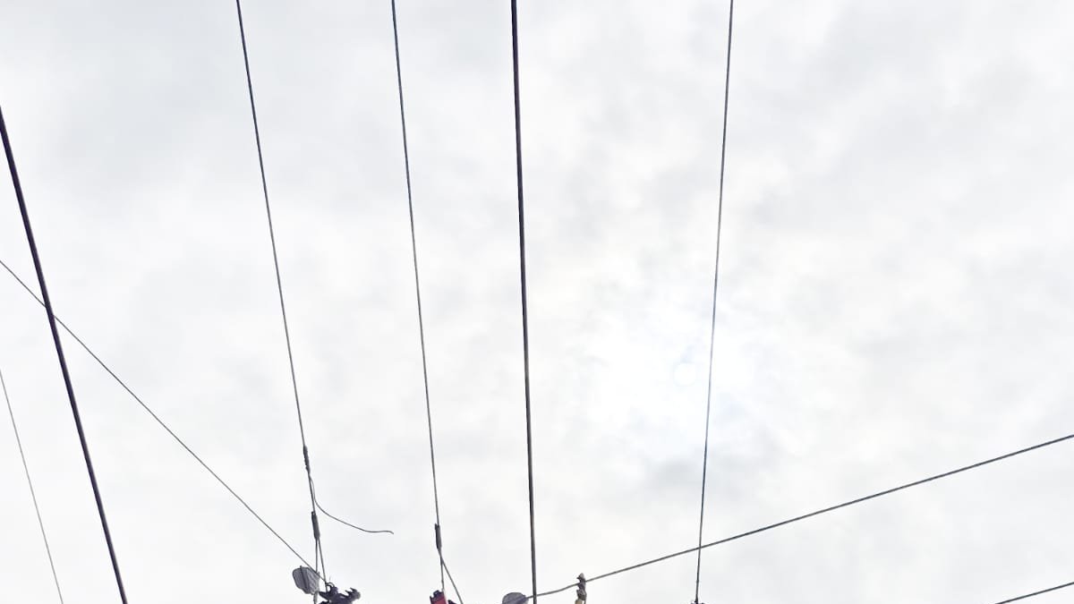 Informe de la Contraloría revela irregularidades y falta de permisos ambientales.