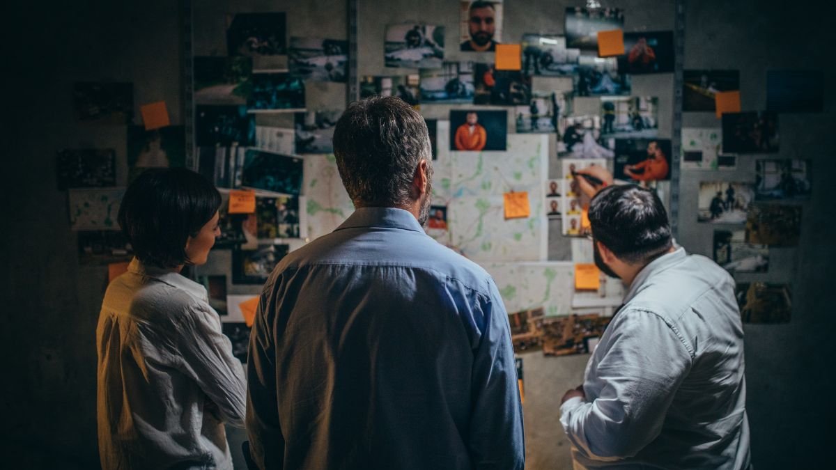 En 2023, la tasa de homicidios alcanzó las 43 muertes por cada 100 mil habitantes, posicionando a Ecuador junto a Venezuela y Honduras como uno de los países más violentos de la región