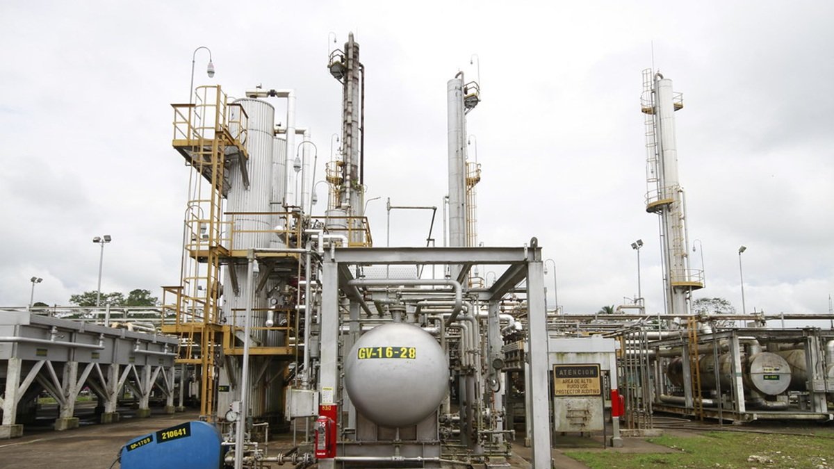 La Refinería Shushufindi tiene capacidad para procesar 20.000 barriles de crudo al día.