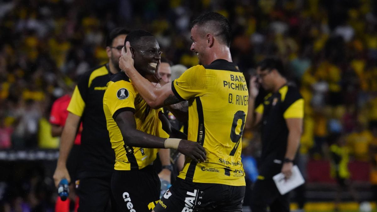 Janner Corozo y Octavio Rivero vuelven a la estelaridad con Barcelona SC.