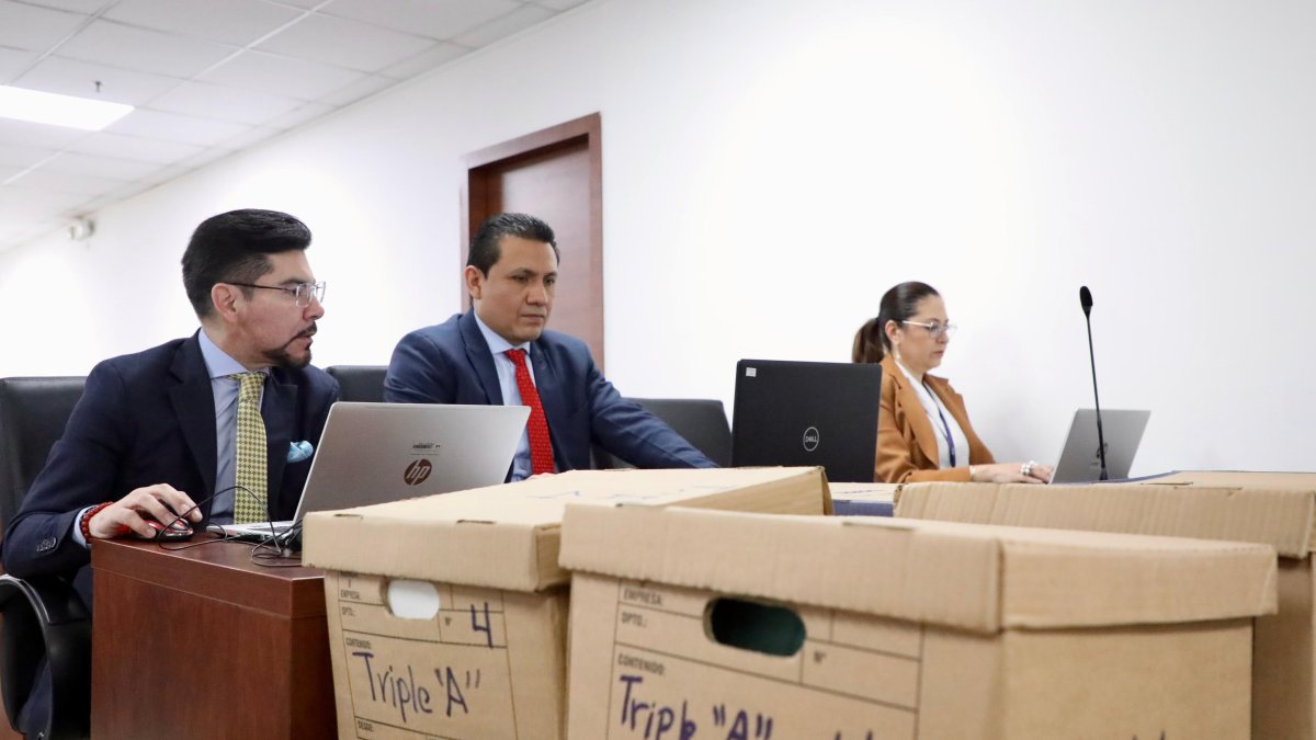 El caso Triple A es un proceso por presunta comercialización ilegal de combustible.