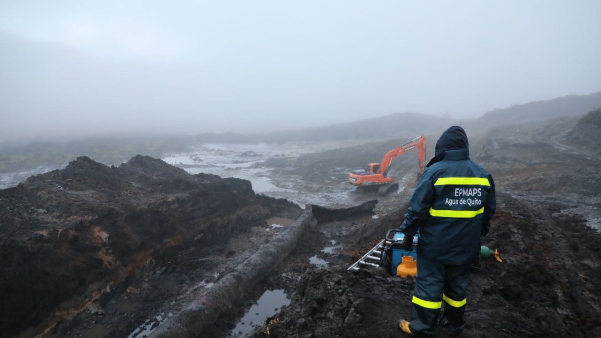 El terreno en el Antisana está prácticamente listo para recibir la nueva tubería de más de 300 metros.