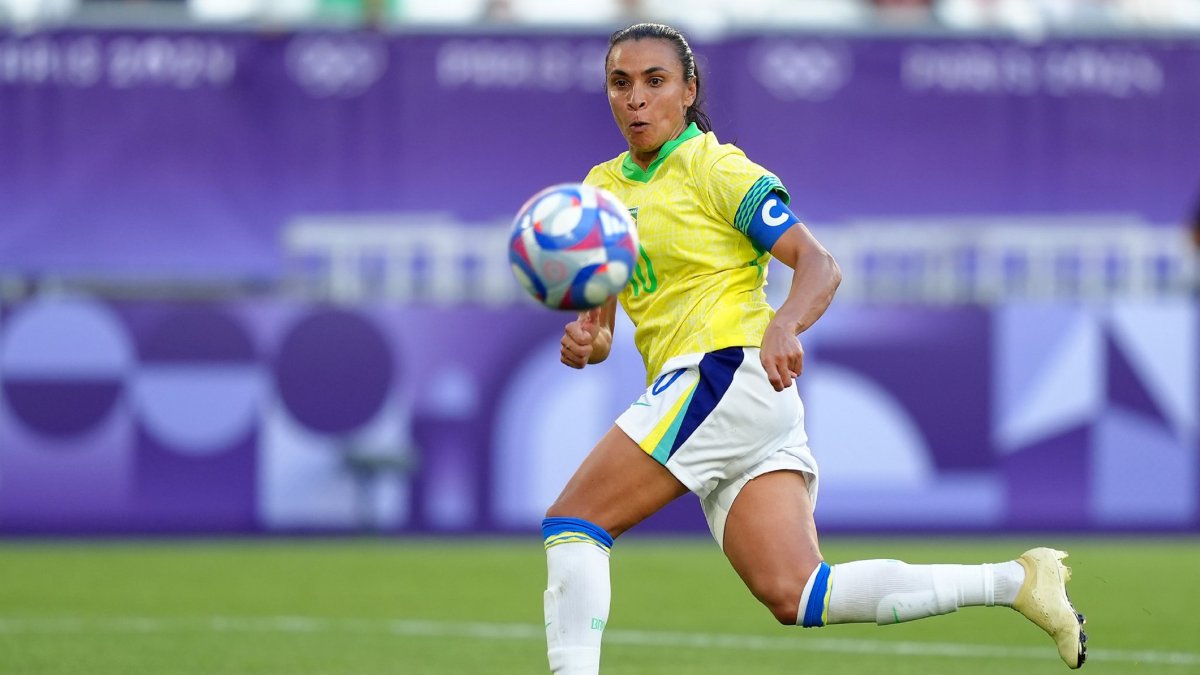 Marta tiene 39 años y es una superdotada en el fútbol femenino.