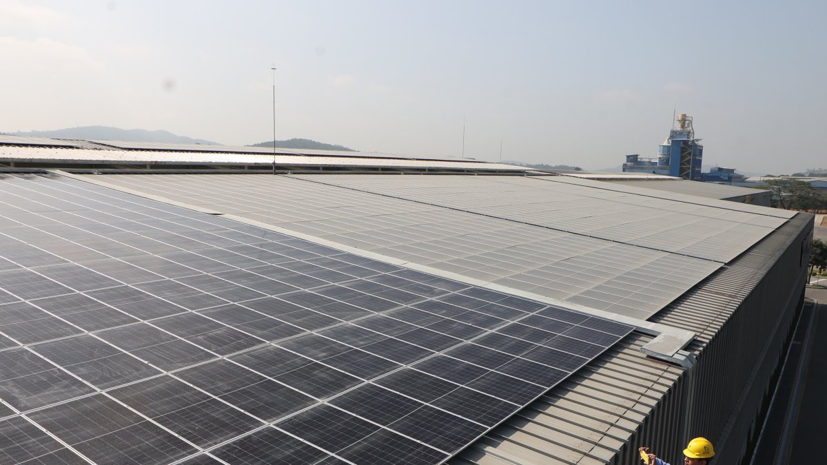 Planta fotovoltaica inaugurada por Novacero