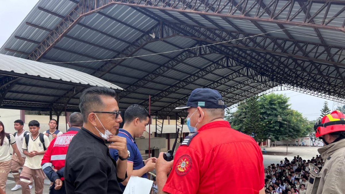 Autoridades de control asistieron a las instituciones.