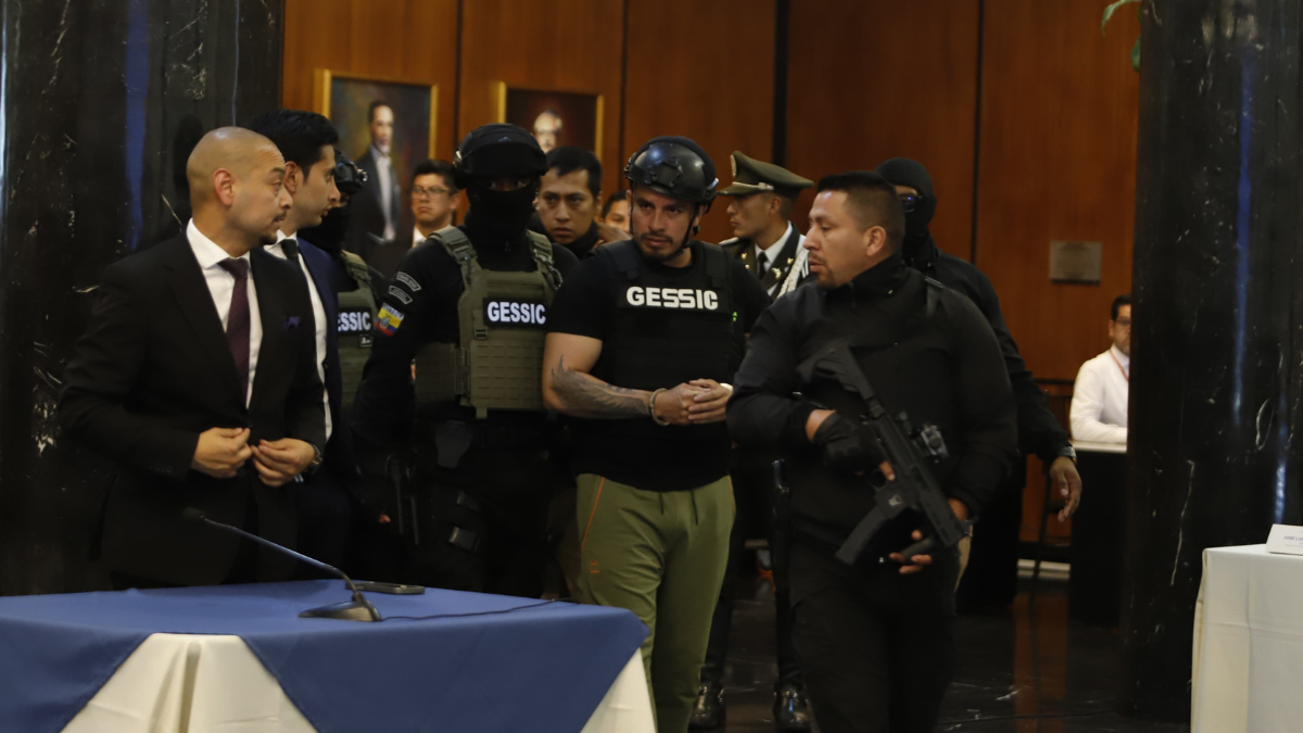 Daniel Salcedo declaró desde la cárcel que el asesinato de Fernando Villavicencio estaría ligado a mafias de corrupción en el sistema de salud.