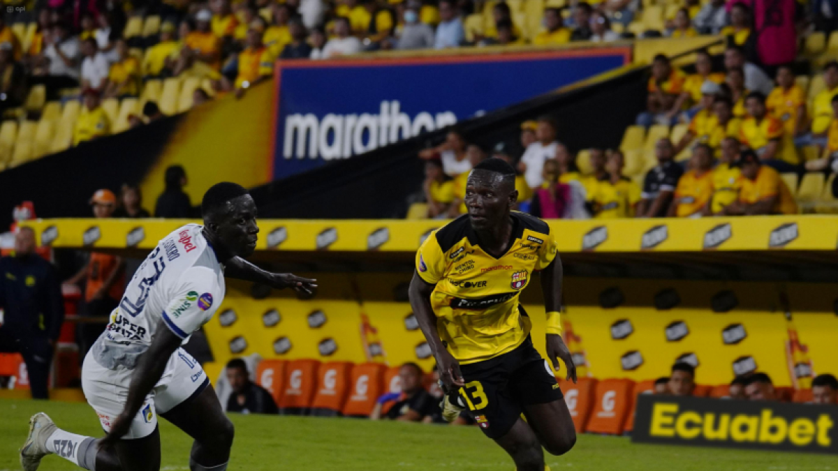 Barcelona venció 2-0 a Delfín en el primer duelo de LigaPro 2025