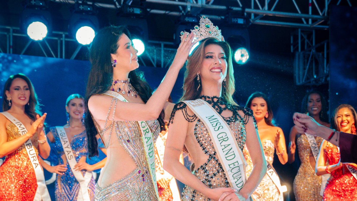 Samantha Quenedit canta, baila y tiene 25 años.