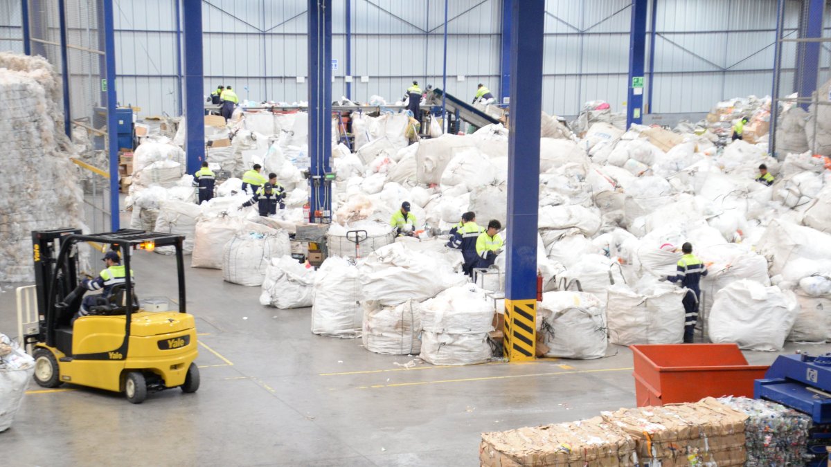 Gira tiene un ecosistema circular, en la foto un punto de reciclaje de la Corporación Favorita.