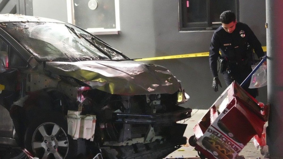 Hay docenas de heridos y aumenta la cifra de muertos.