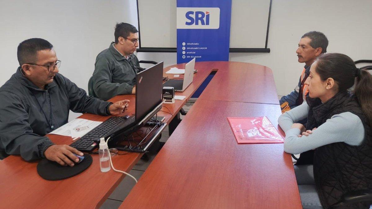 El SRI detecta inconsistencia en el pago del IR.