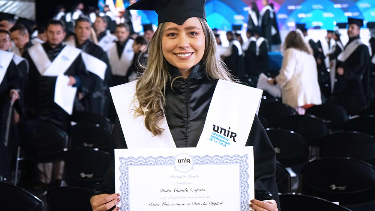 Más de 18,500 profesionales en educación accedieron a formación avanzada con apoyo de UNIR.