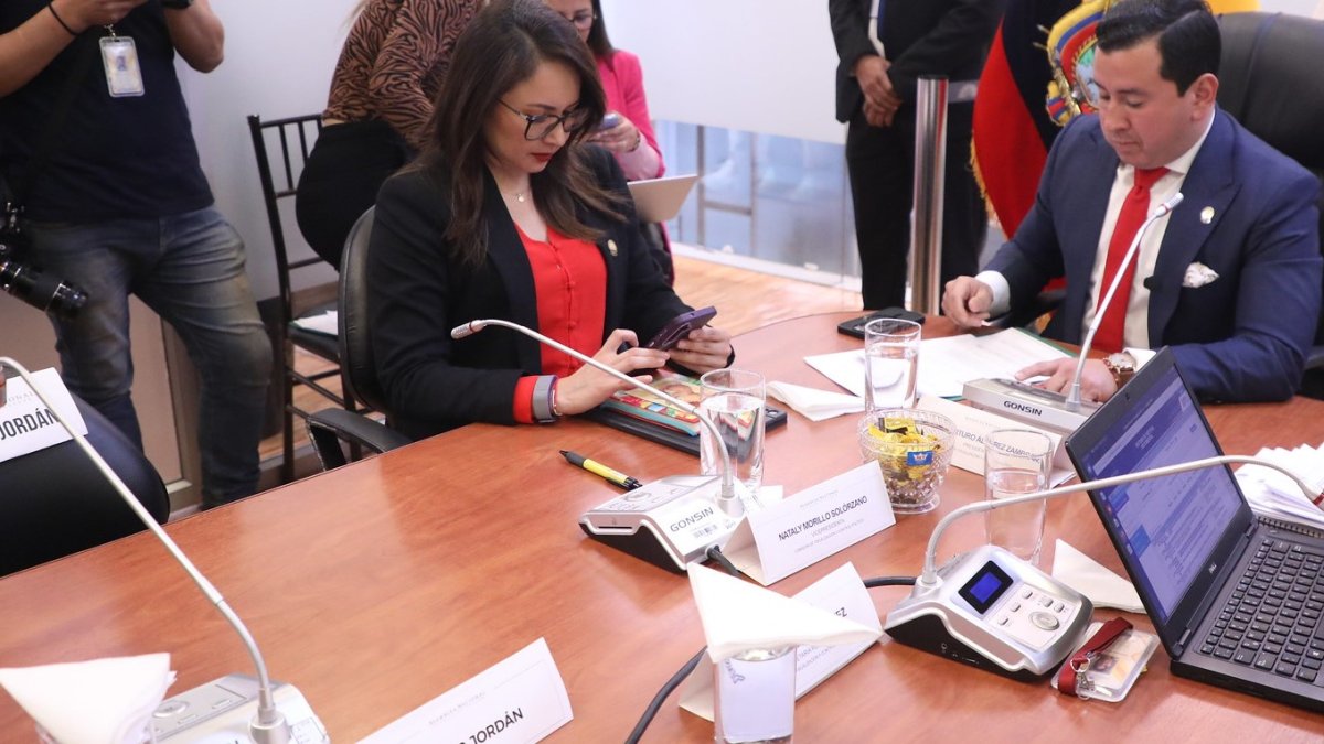 Luego de recibir a Daniel Salcedo, Ferdinan Álvarez (ADN) confirmó varios de los señalamientos del prófugo Xavier Jordán.