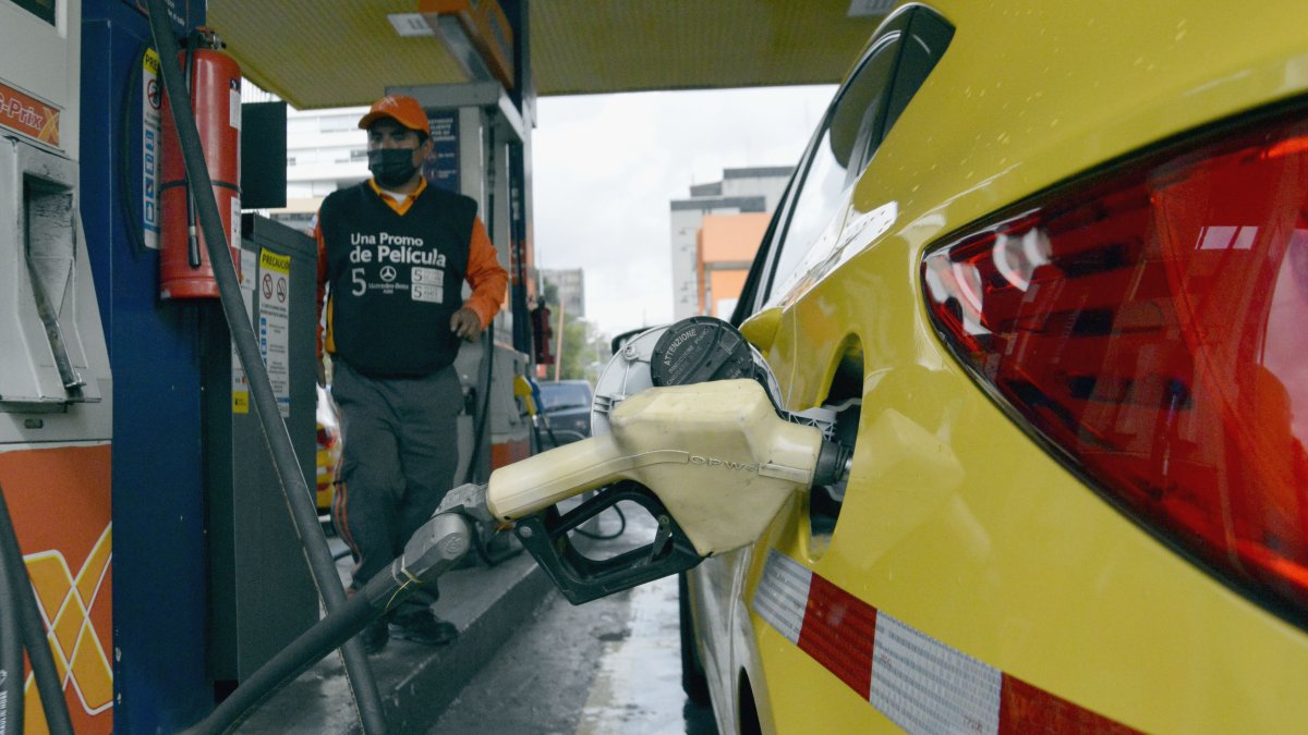 La Cámara Nacional de Distribuidores de Derivados del Petróleo del Ecuador (Camddepe) alertó el pasado 22 de julio de 2025 sobre restricciones de despacho.