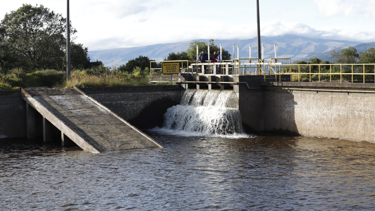 En la planta de El Troje hay dos reservorios de agua cruda con una capacidad de 7.140 metros cúbicos.