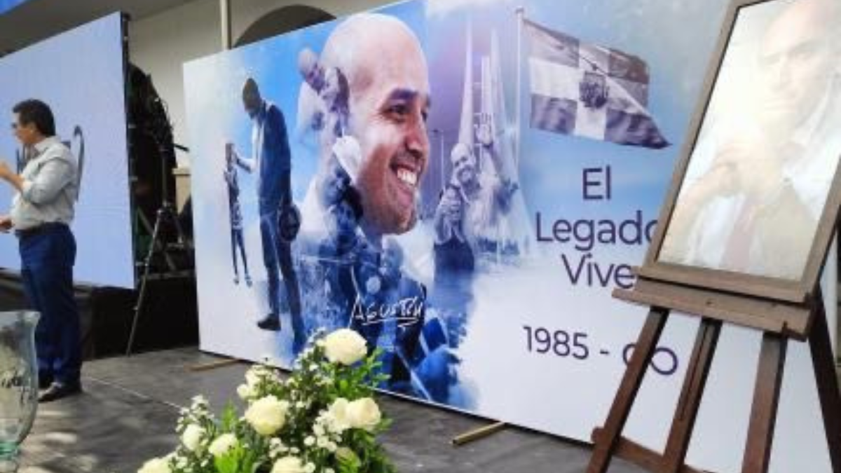 Foto de archivo. Sepelio de Agustin Intriago.