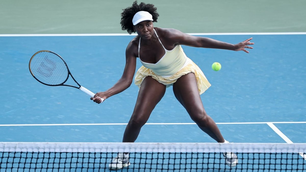 Venus Williams está marcando un regreso triunfal e histórico en Washington.