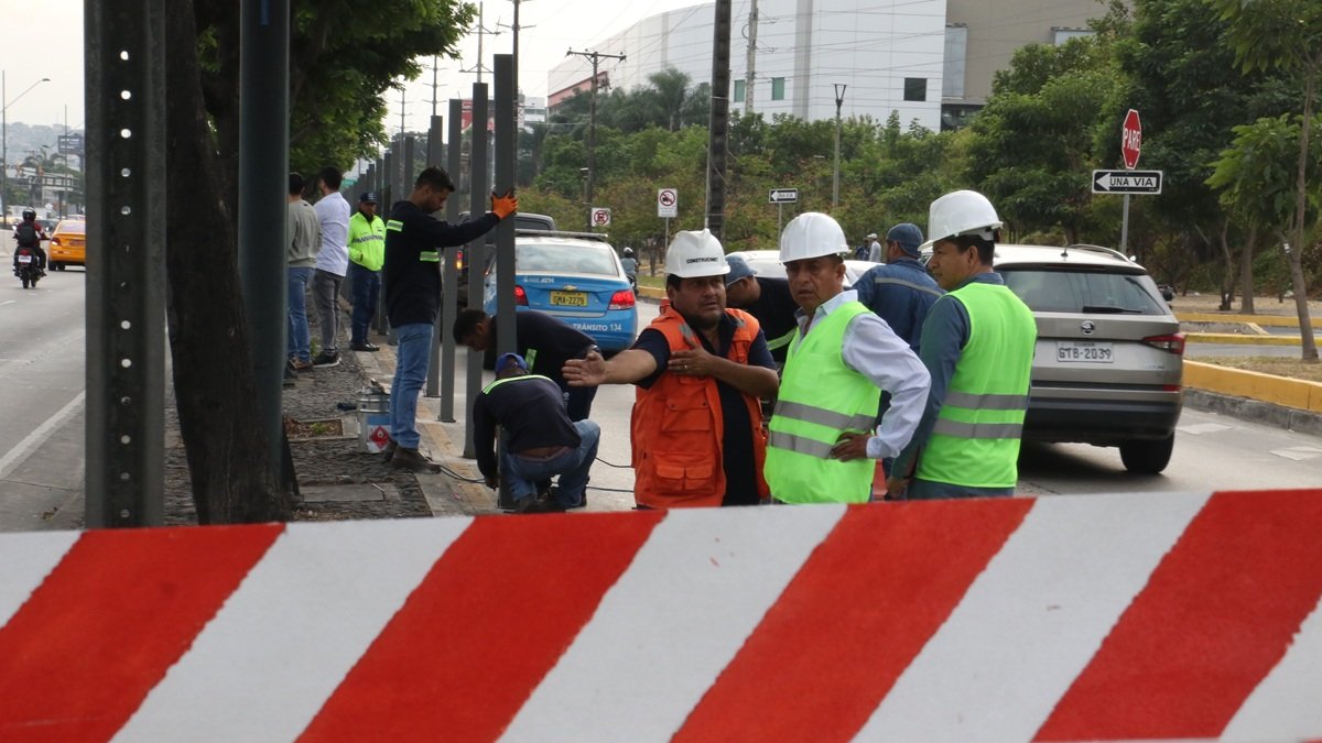Las actividades de construcción de los pasos a desnivel en Los Ceibos fueron paralizadas el 10 de julio.