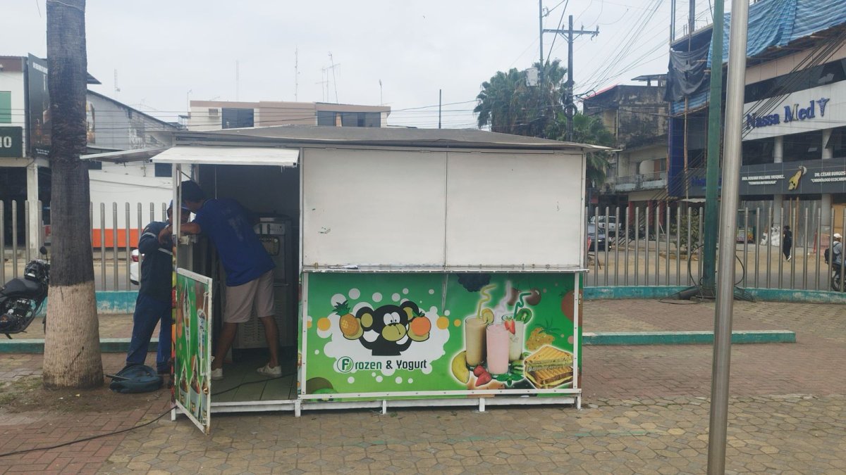 Problema. Los kioscos han sido atacados por las bandas.