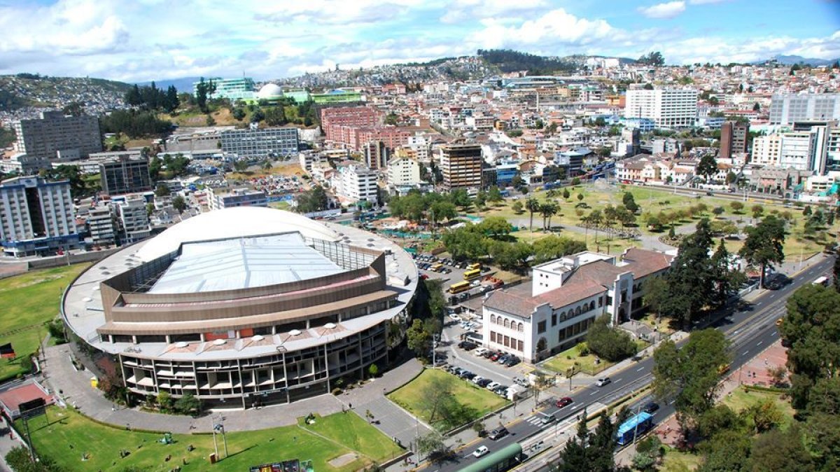 Rechazo a la fusión del Ministerio de Cultura con Educación: Casa de la Cultura alerta retroceso histórico.