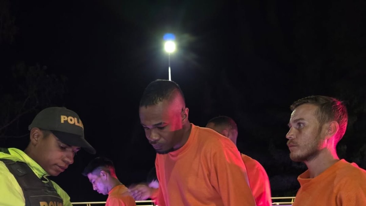 Ecuador deportó a más de 800 personas privadas de libertad hacia Colombia por Rumichaca