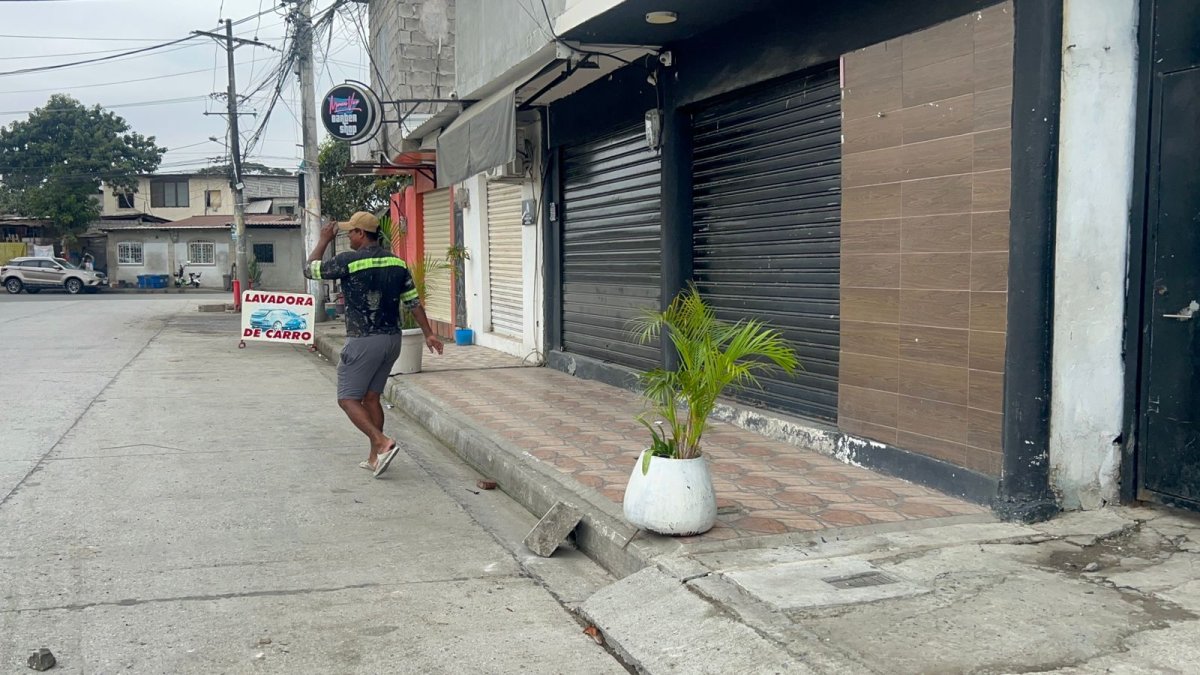 El negocio donde ocurrió el crimen permanece cerrado desde que ocurrió el hecho, en La Aurora en Daule.