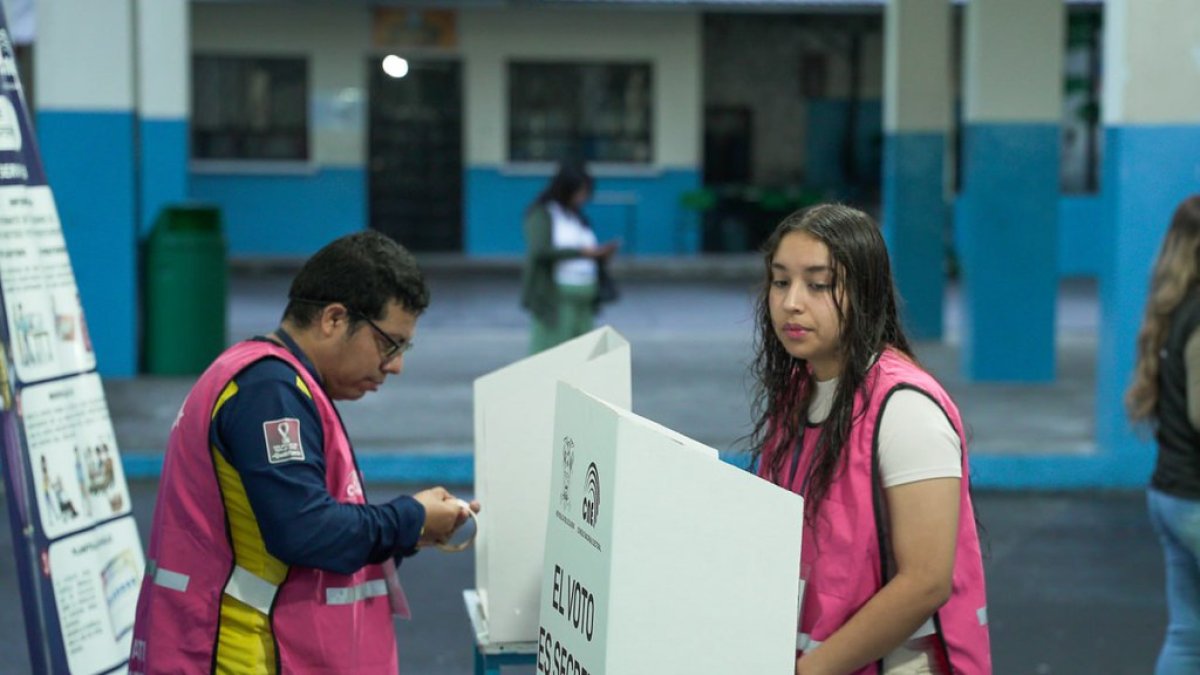 Los ecuatorianos podrían regresar a las urnas en diciembre de 2025.