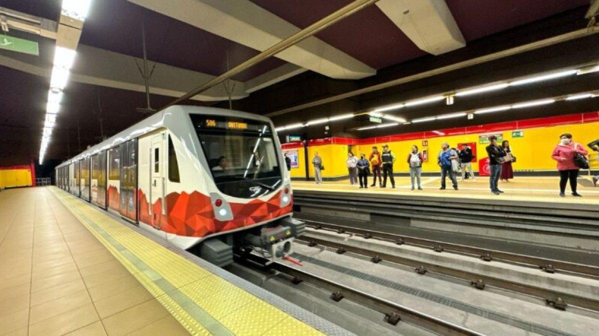 Desde este lunes 28 de julio de 2025, el tren UT 16 volvió a circular por los rieles del Metro de Quito.