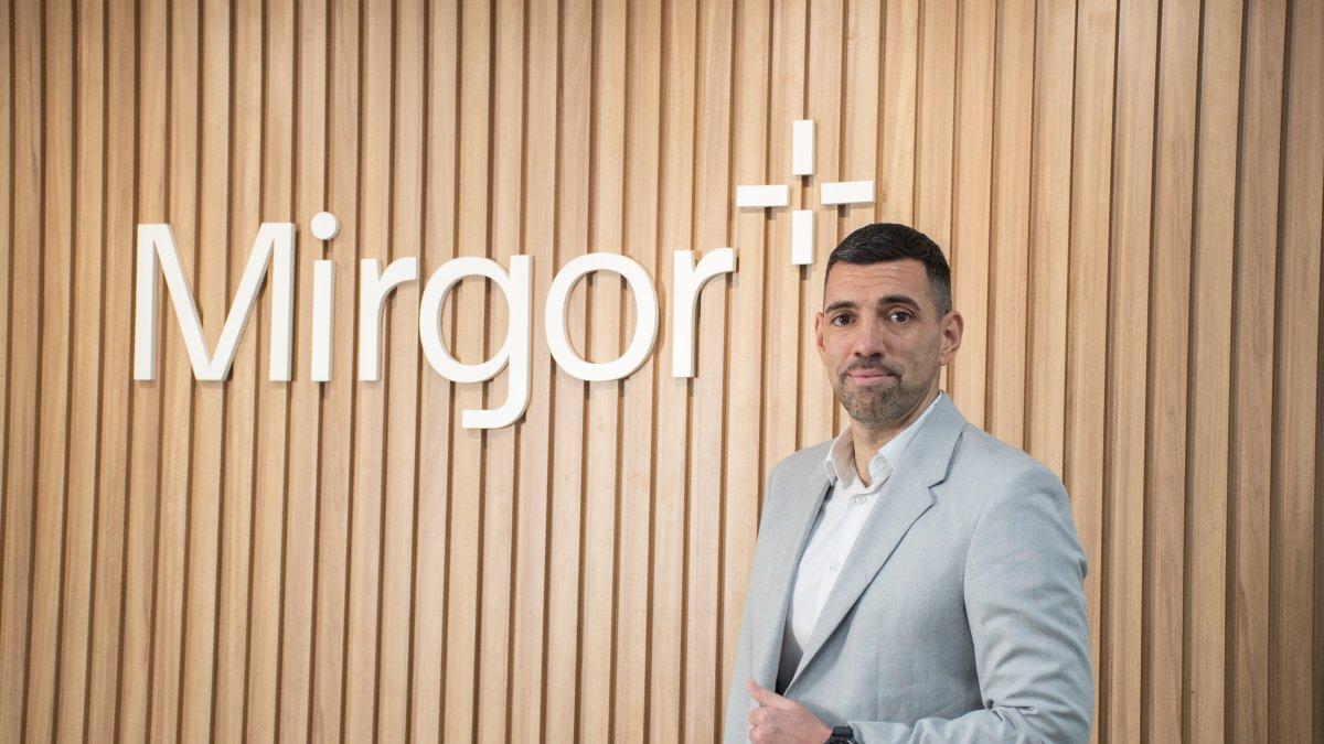 Rubén Juri, Gerente Regional del Grupo Mirgor en Ecuador, destaca el enfoque omnicanal como clave del crecimiento en el país.