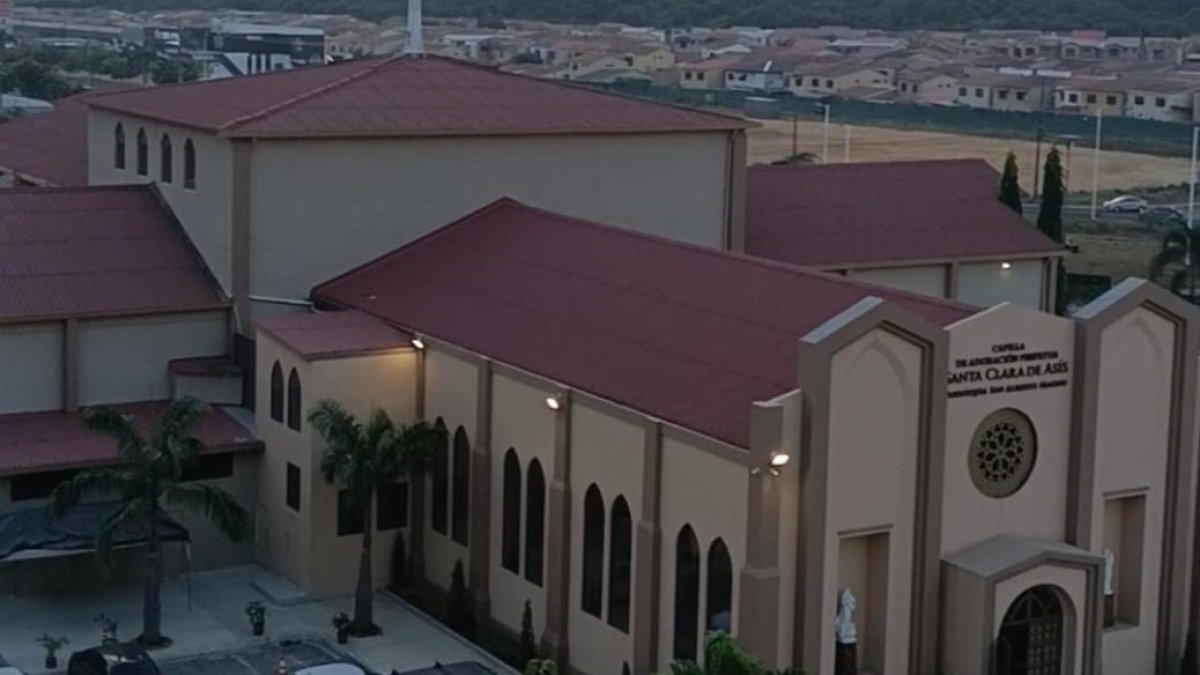 Capilla Santa Clara de Asís, en la parroquia san Alberto Magno donde se realizará el Congreso Internacional 