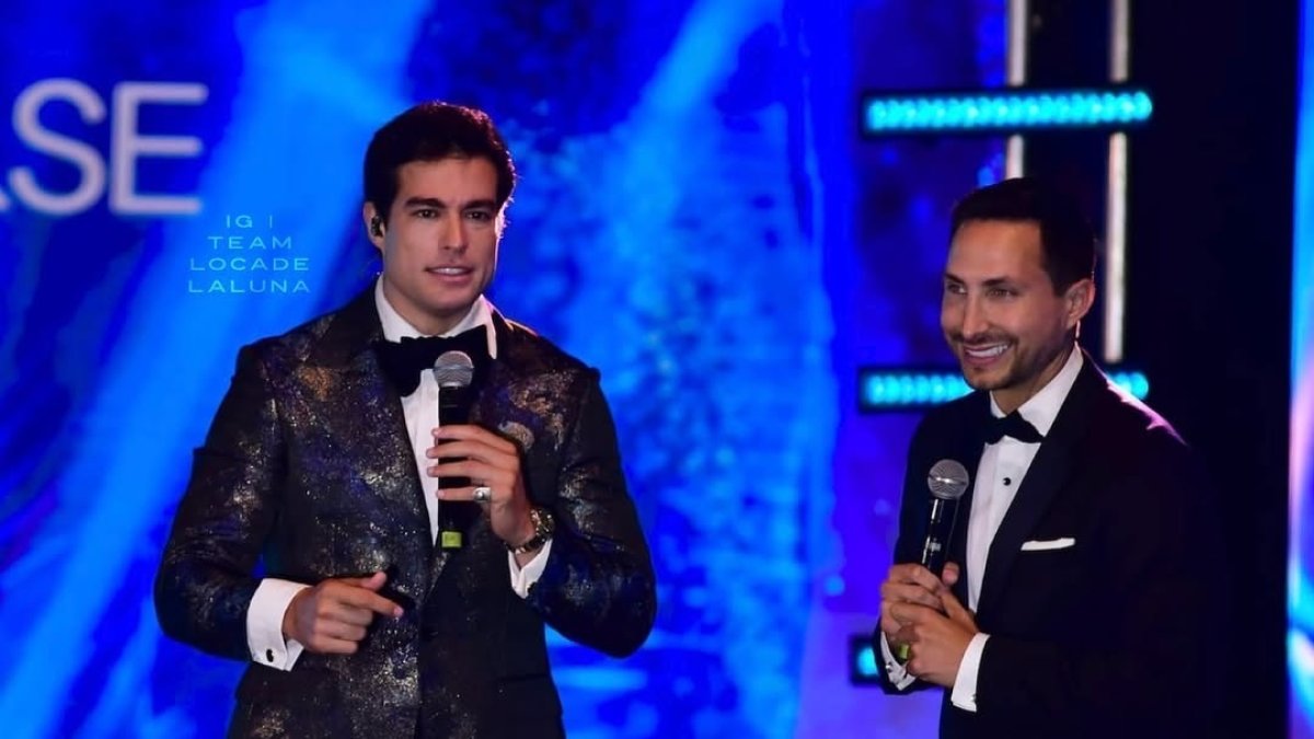 Danilo Carrera y Eduardo Andrade, presentadores de Miss Universo Ecuador.